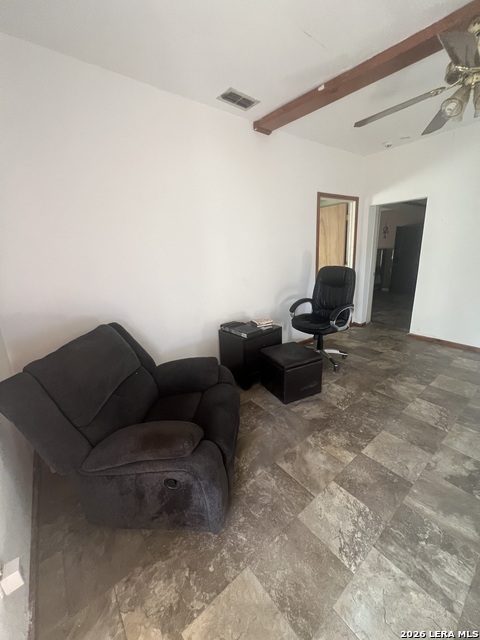 601 Como Property Photo 2