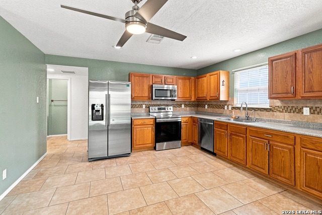 6711 Elmwood Crst Property Photo 7