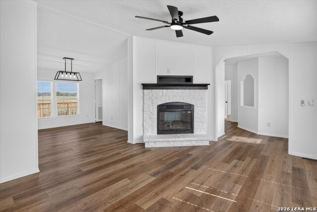 480 Brooks Property Photo 8