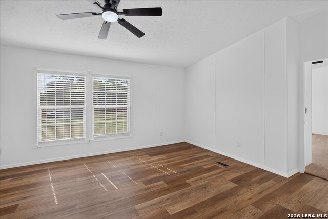 480 Brooks Property Photo 10