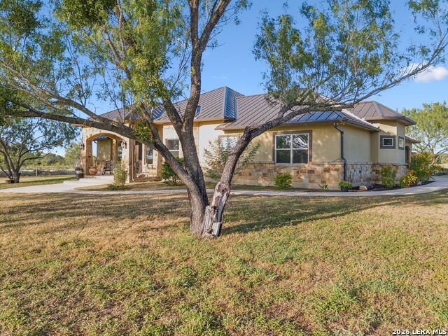 230 Casarez Rd