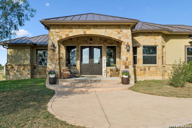 230 Casarez Rd Property Photo 7