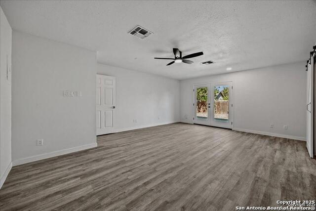 5027 Creekmoor Dr Property Photo 17