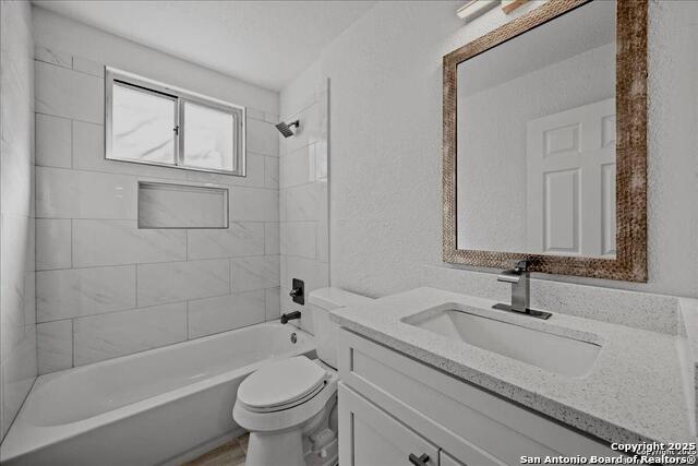 5027 Creekmoor Dr Property Photo 25