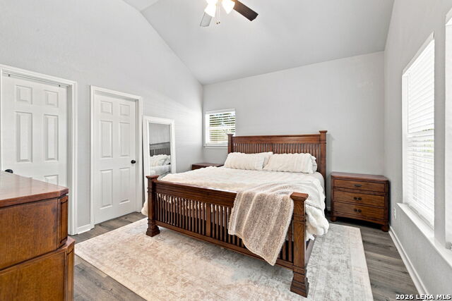 212 W Baylor Property Photo 12