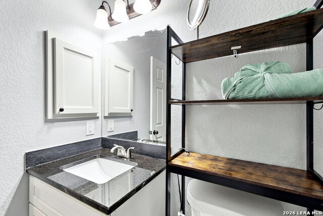 212 W Baylor Property Photo 14