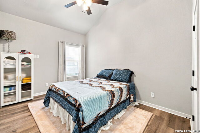 212 W Baylor Property Photo 17