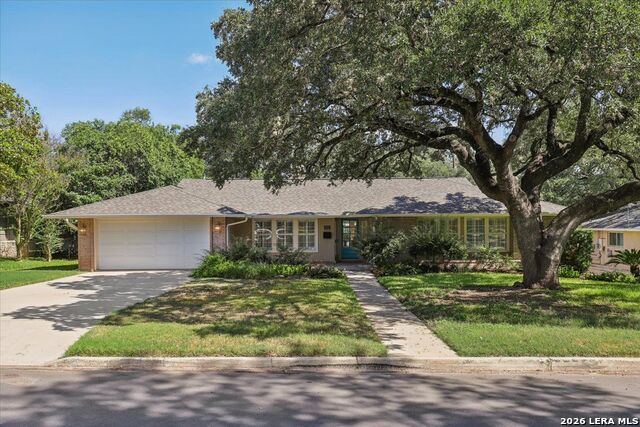 155 Hillview Dr Property Photo 2