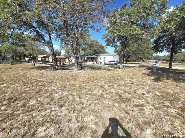 2011 Hickory Way Property Photo 3