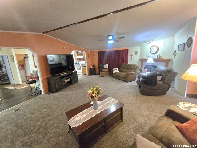 2011 Hickory Way Property Photo 5