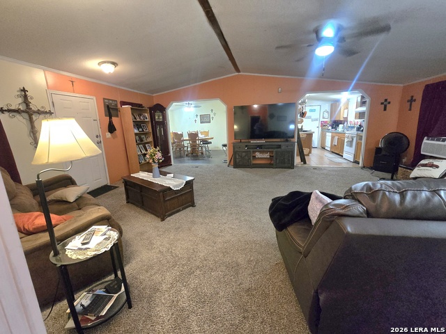 2011 Hickory Way Property Photo 6