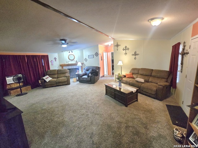 2011 Hickory Way Property Photo 8