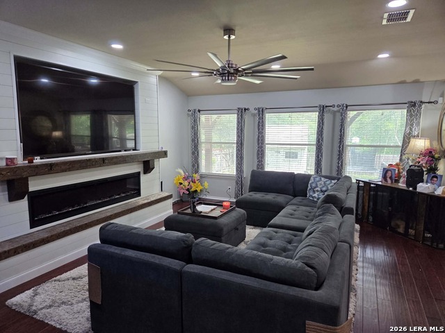 7830 Bur Oak Way Property Photo 2