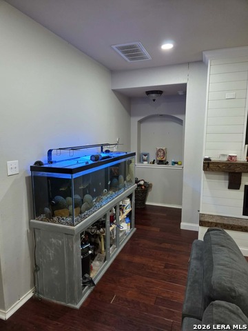 7830 Bur Oak Way Property Photo 8