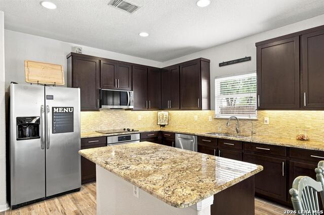 7923 Calvary Stage Property Photo 9