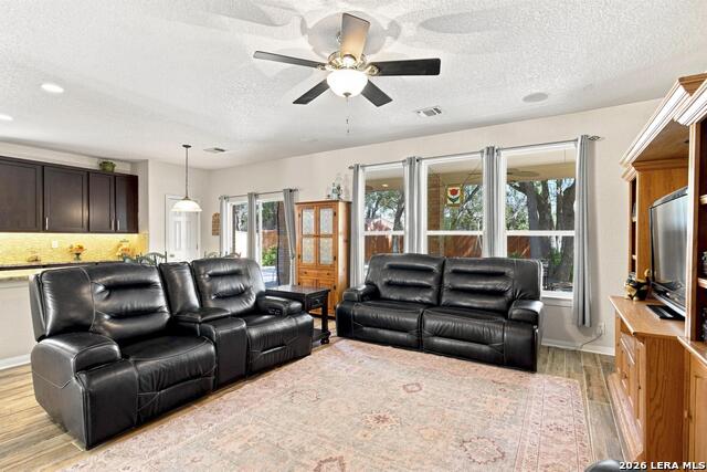 7923 Calvary Stage Property Photo 12