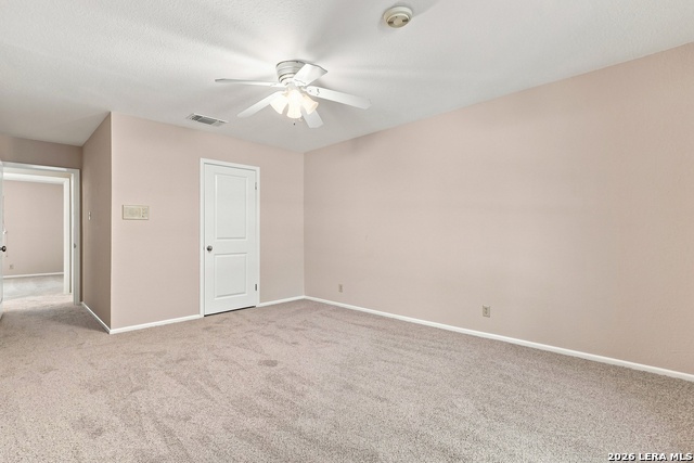 102 Irongate Rd Property Photo 34