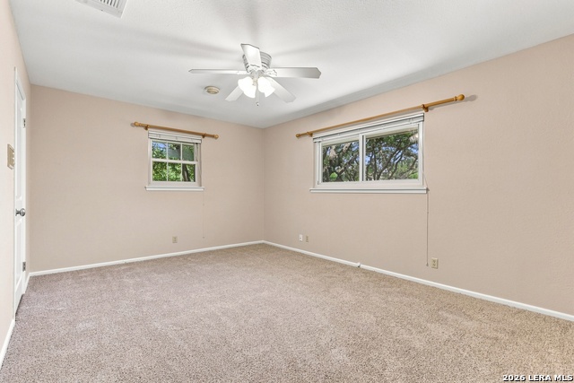 102 Irongate Rd Property Photo 38