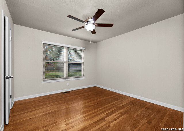 818 Mary Blvd Property Photo 15