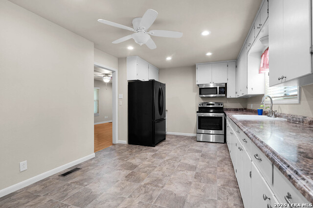 818 Mary Blvd Property Photo 21