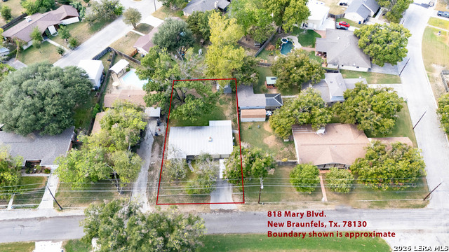 818 Mary Blvd Property Photo 32