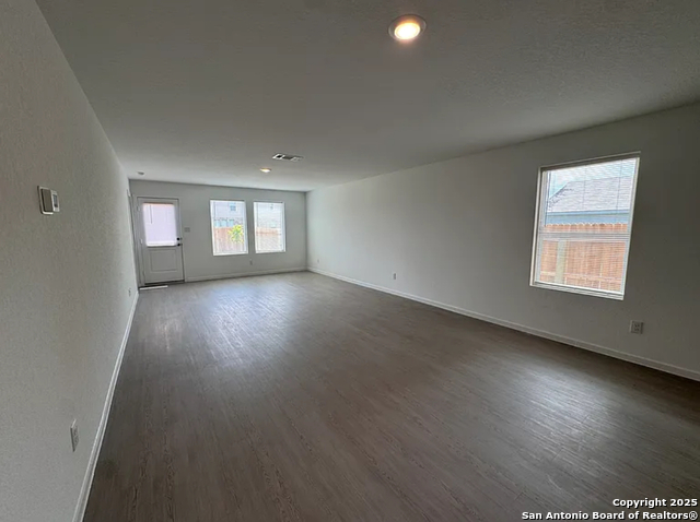 9718 Janefield Ml Property Photo 6