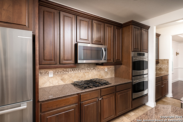 24806 Ellesmere Property Photo 12