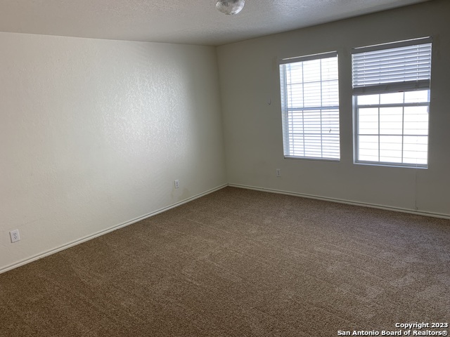 272 Hinge Chase Property Photo 29