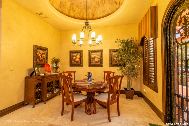 15619 Gray Oak Property Photo 10