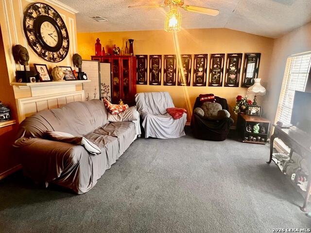 1507 N Kingsbridge Property Photo 2