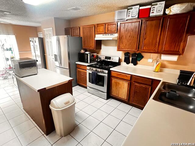 1507 N Kingsbridge Property Photo 10