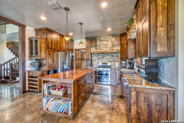 1242 River Property Photo 9