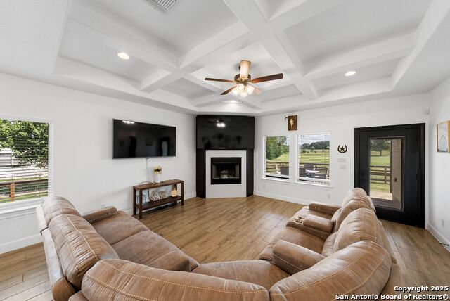 450 Spanish Grant Property Photo 9