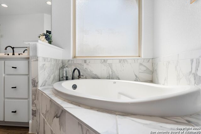 450 Spanish Grant Property Photo 23