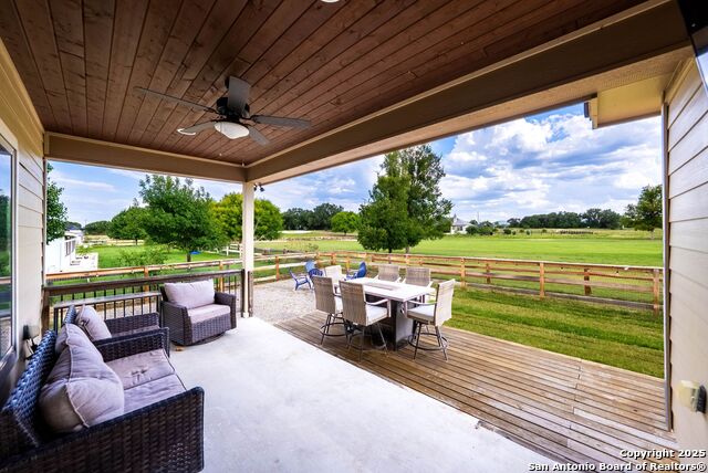 450 Spanish Grant Property Photo 33