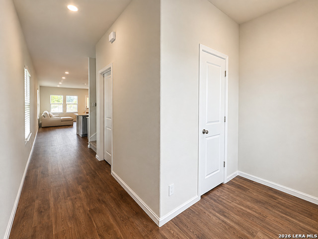 5016 Snap Hook Property Photo 4