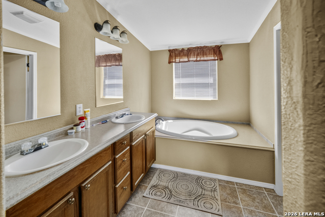 364 Daniel Rd Property Photo 13
