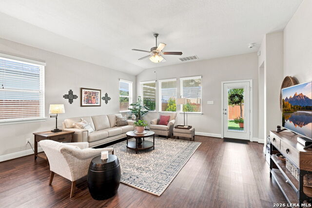 12123 Casparis Property Photo 7