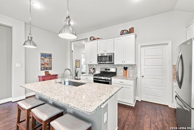 12123 Casparis Property Photo 10