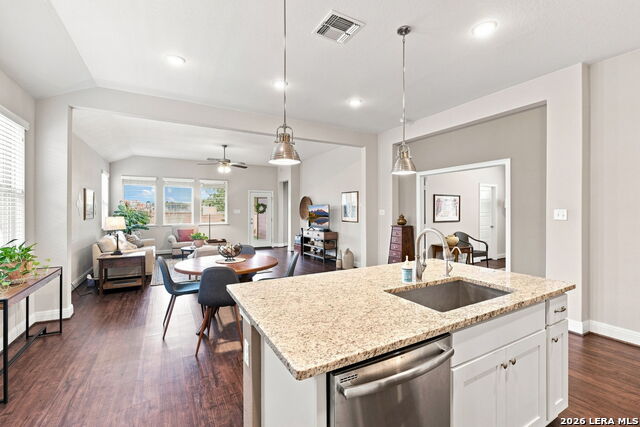 12123 Casparis Property Photo 13