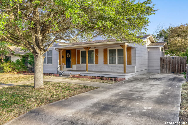 315 Avant Ave Property Photo 3