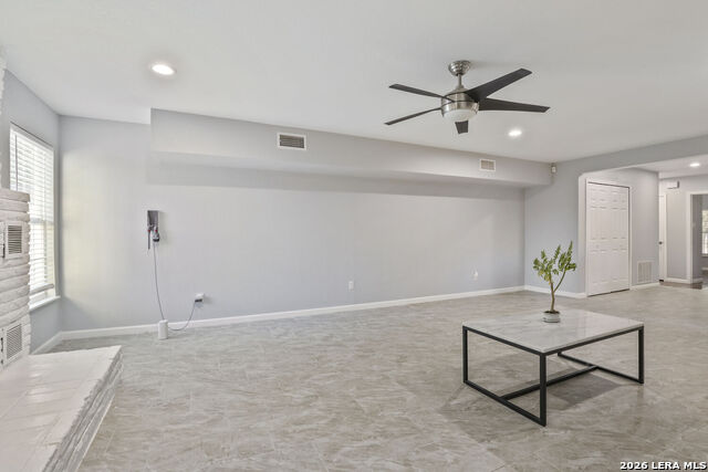 315 Avant Ave Property Photo 8
