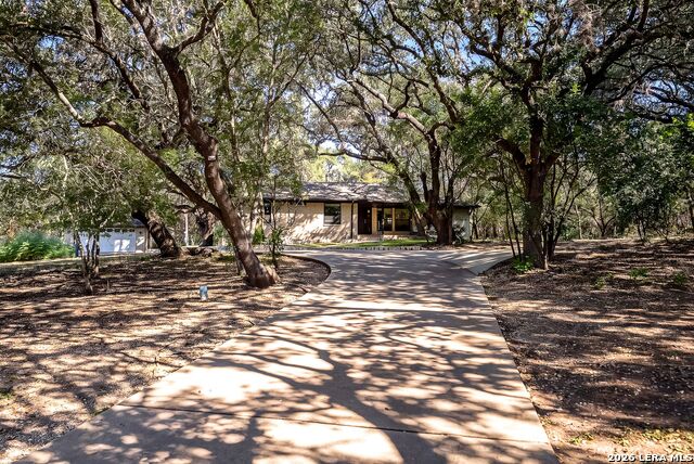 8621 Indian Hills Ln Property Photo 5