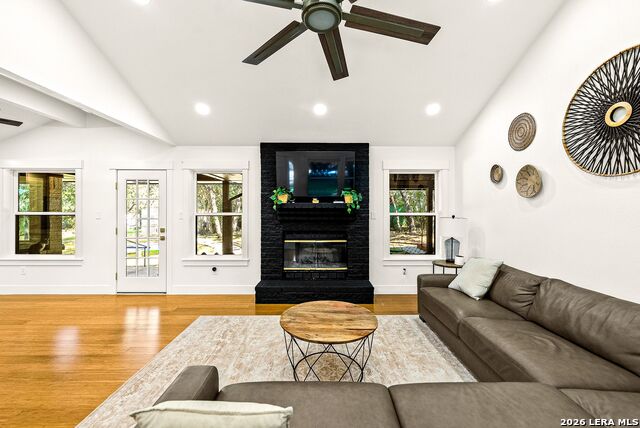 8621 Indian Hills Ln Property Photo 9