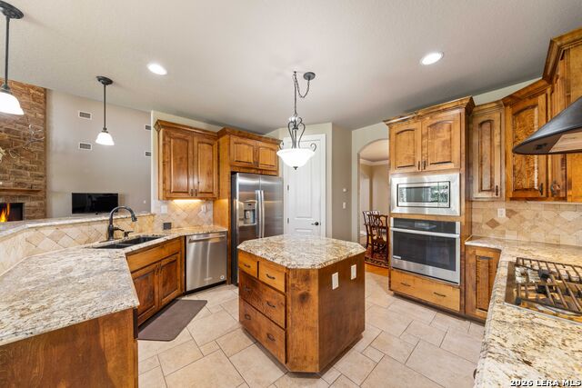 177 Abrego Lake Dr Property Photo 19