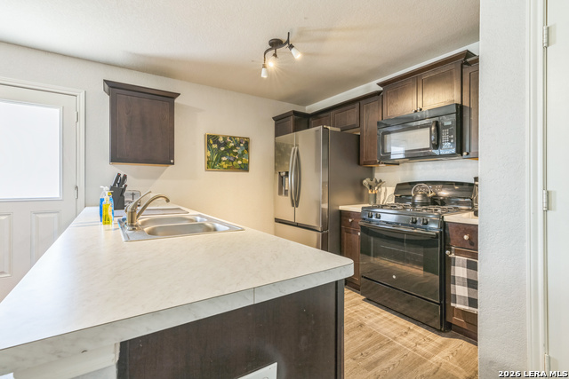 7103 Cozy Run Property Photo 5