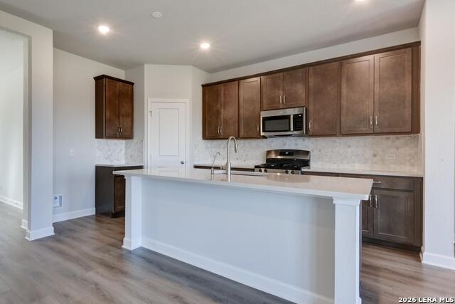 181 Thornbloom Property Photo 16