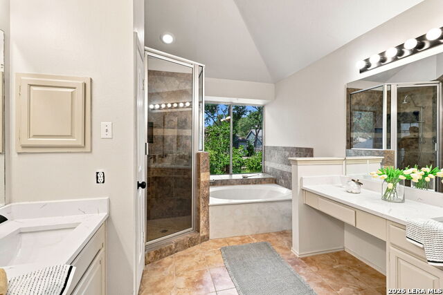 2509 Hidden Grove Ln Property Photo 23