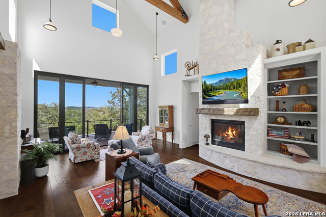 10033 Kendall Cyn Property Photo 9