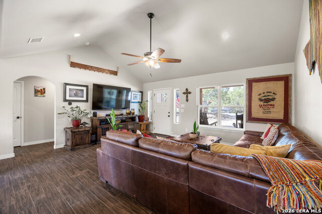 2012 Ronda Ct Property Photo 3